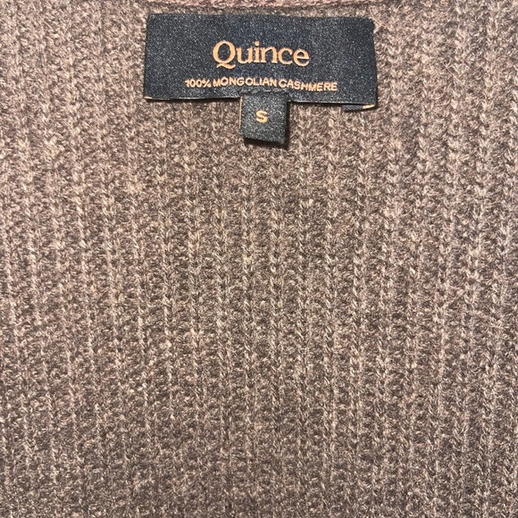 Quince Mongolian Cashmere Oversized Boyfriend Cardigan Sweater - Picture 3 of 5